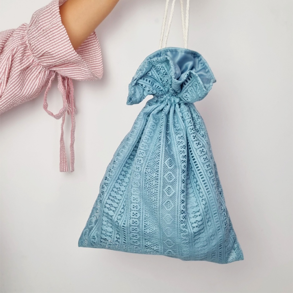 Pouch Serut Mukena Size Besar / Drawstring Bag / Tas Serut / organizer Travel / Pouch Souvenir / Kan