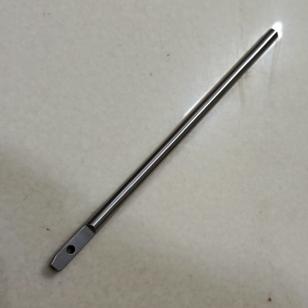 tiang jarum mesin jahit lubang kancing BROTHER 814