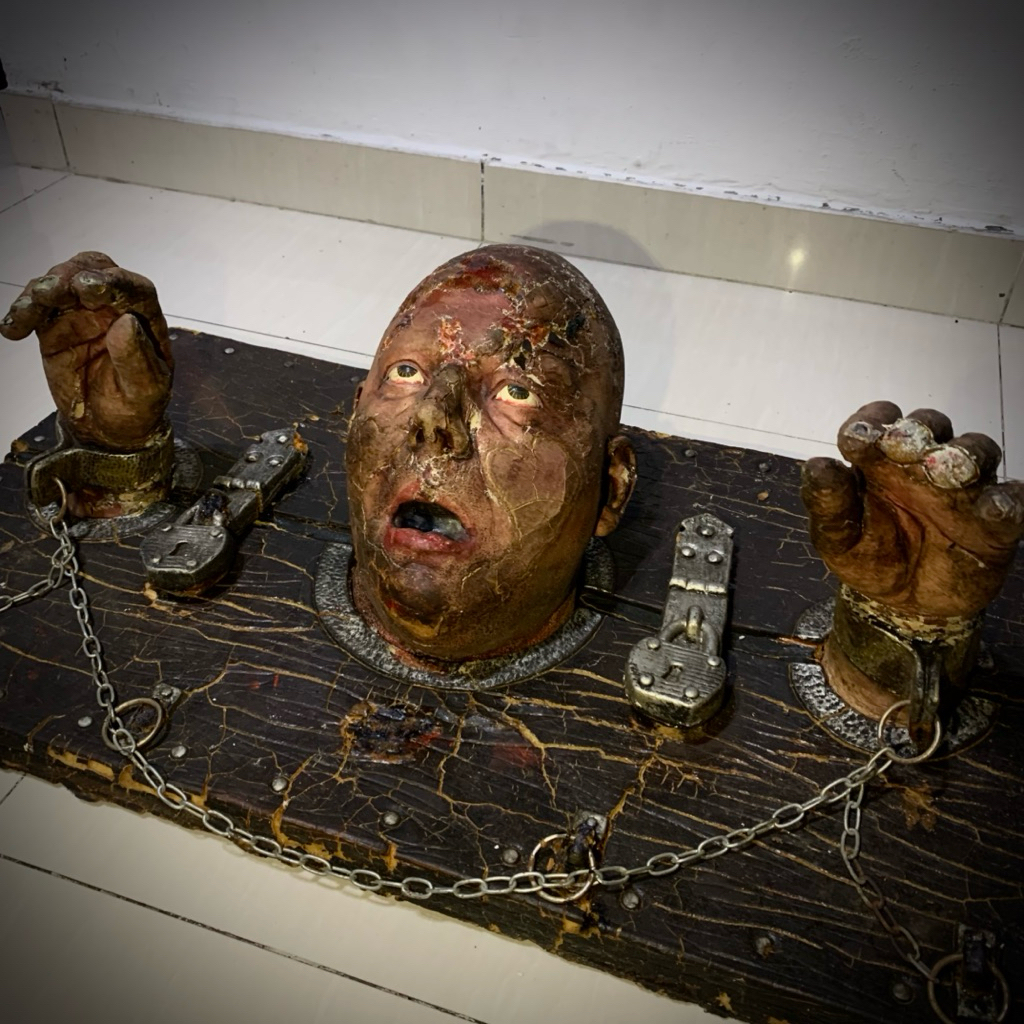 life Size Halloween Property Statue Friday 13 Jason Vorhees Wall Decor Big Size 80x46cm Hiasan Horor