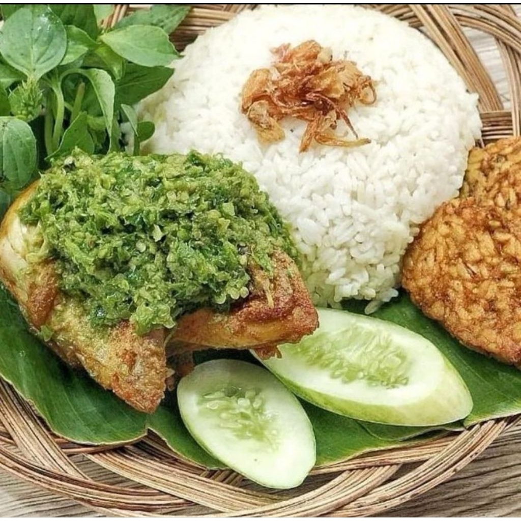 

ayam goreng sambel ijo