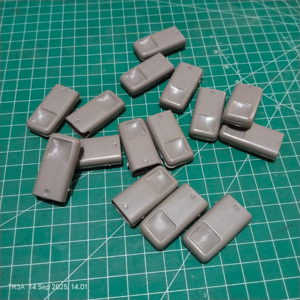 Knop pintu mobil toyota Kijang Starlet Corola Knop Pintu universal warna abu abu ori