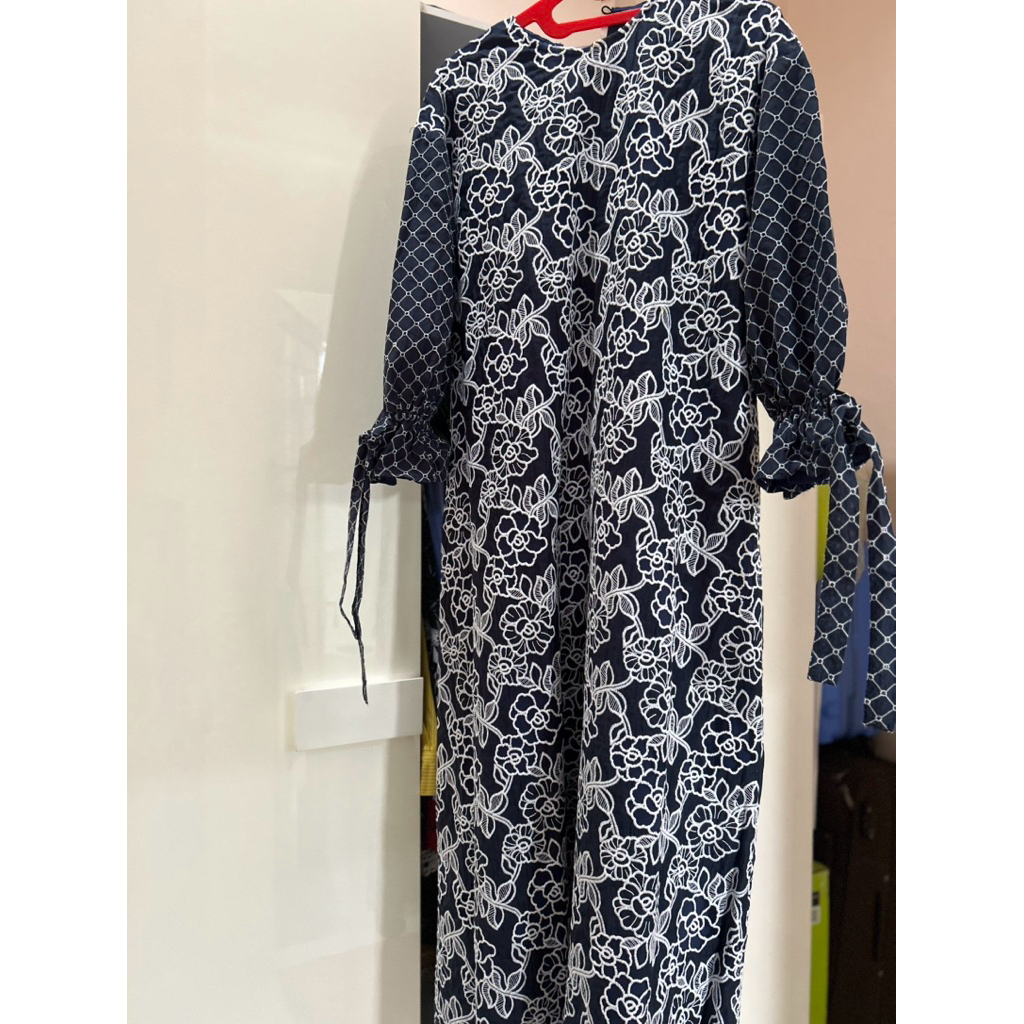 Benang Jarum Couture Navy Dress