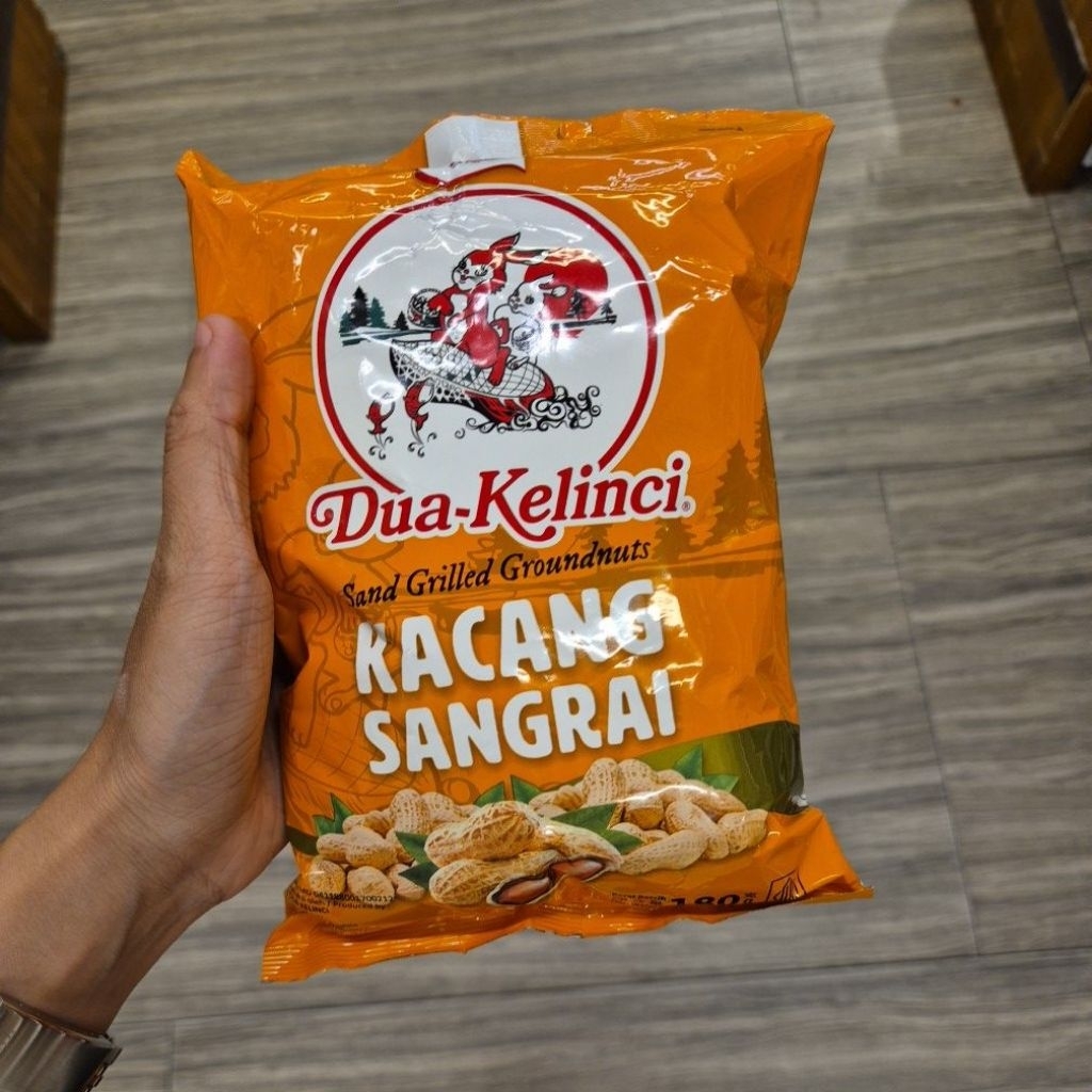 

Dua kelinci kacang kulit kacang Sangrai 180gr