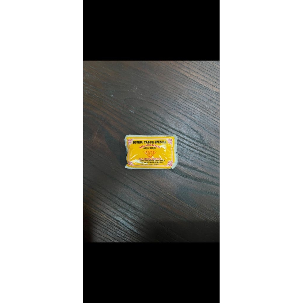 

Bumbu Tabur Ayam Bawang Atoom Mustika