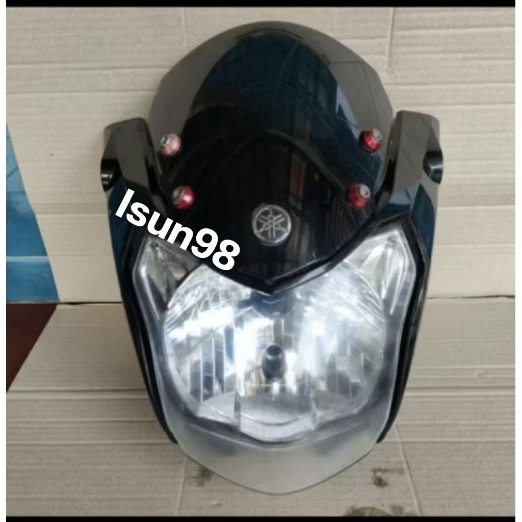 COVER KEPALA REFLEKTOR YAMAHA VIXION NVL KS 2013-2014 1PA HITAM COPOTAN ORIGINAL