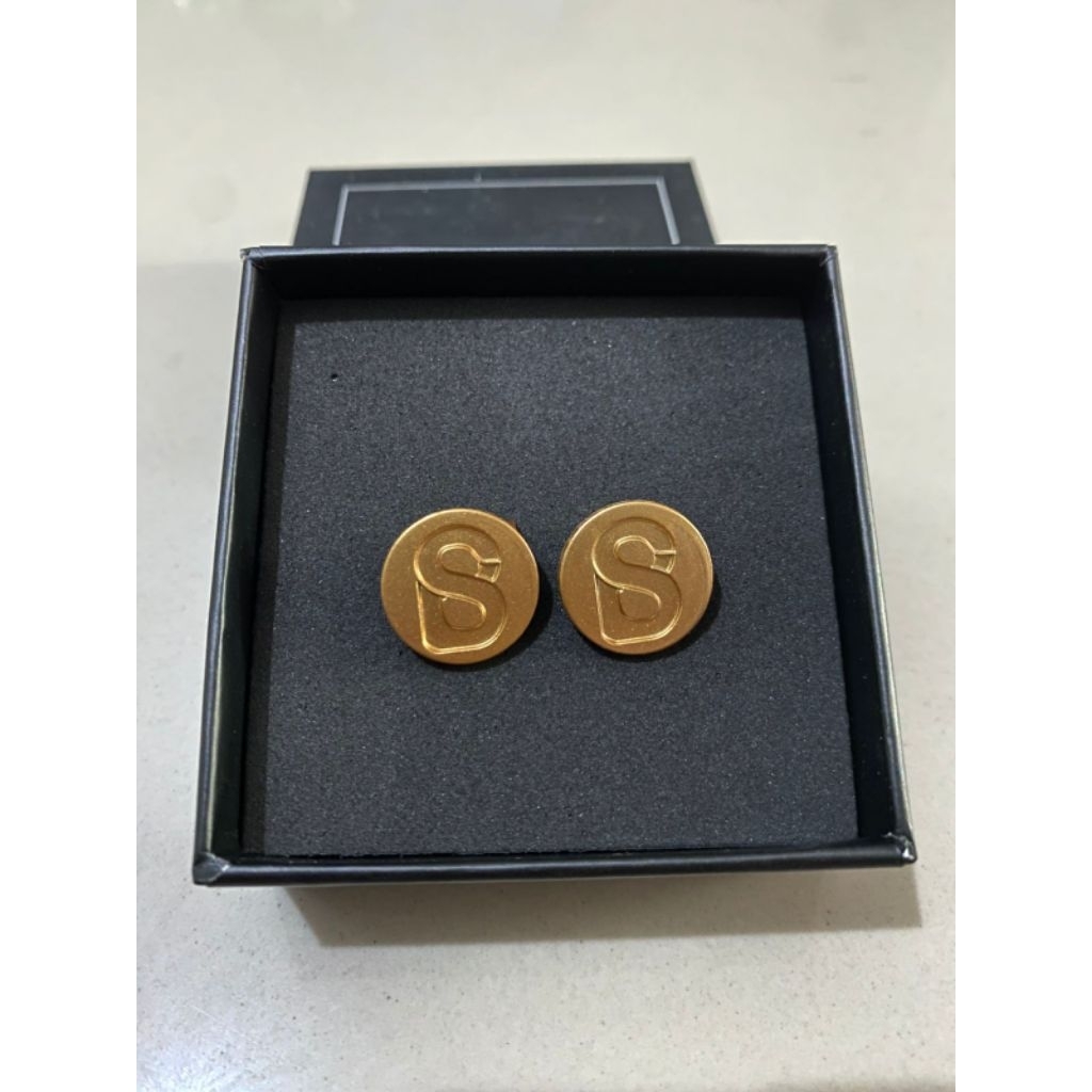 Bros Buttonscarves round signature rose gold original