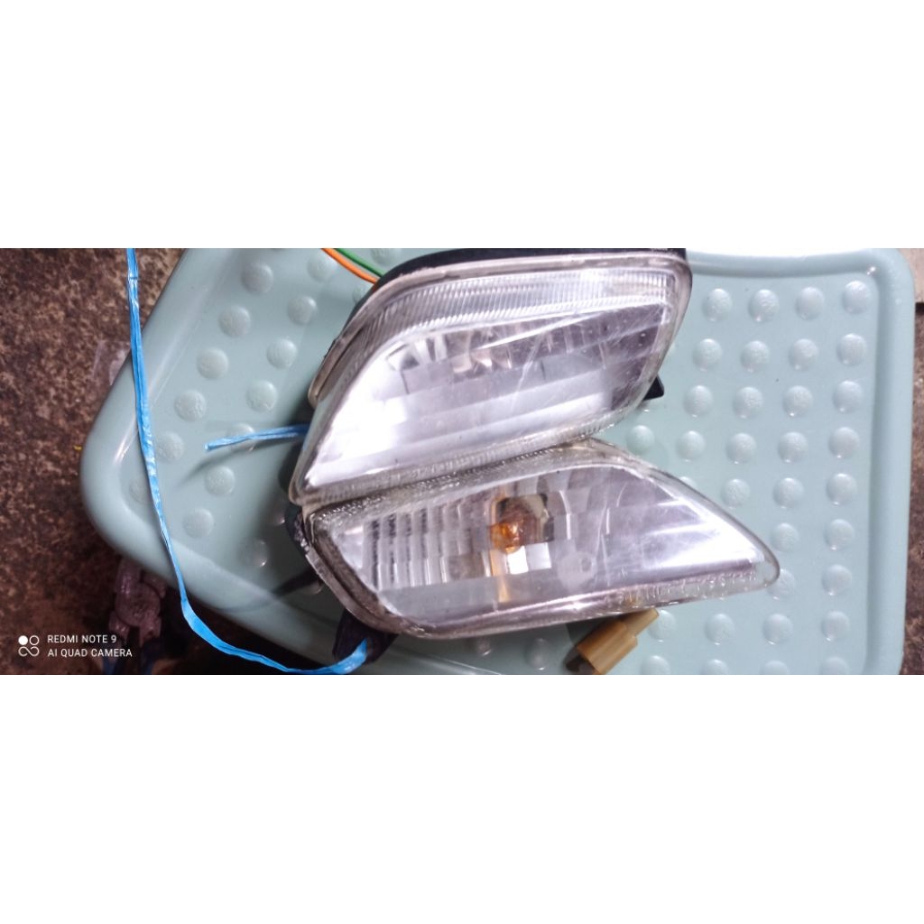 lampu sein depan honda legenda 2 original