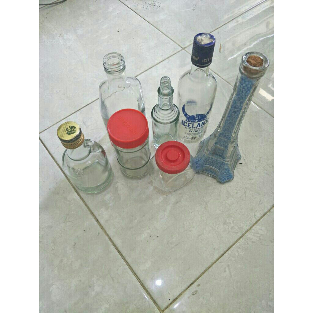 botol kaca dekorasi.botol unik