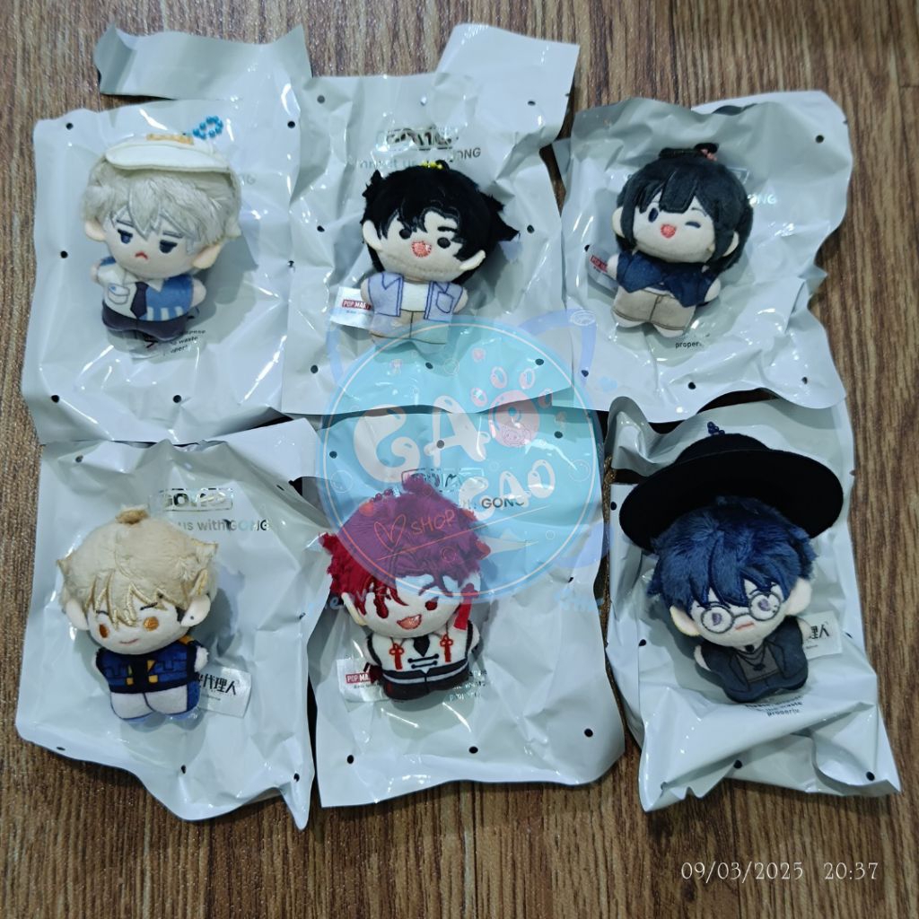 READY STOCK READY LINK CLICK [GONG] Blind Box Plush Doll 10cm Pendant