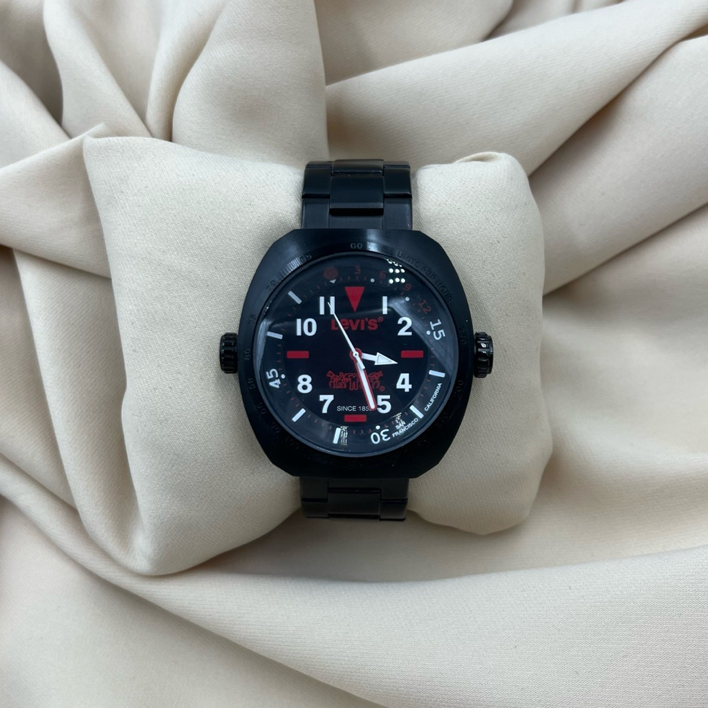 Jam Tangan Levis Pria LTC 2404