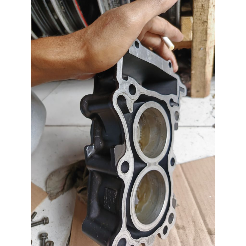 blok boring blok piston yamaha R25 original copotan motor