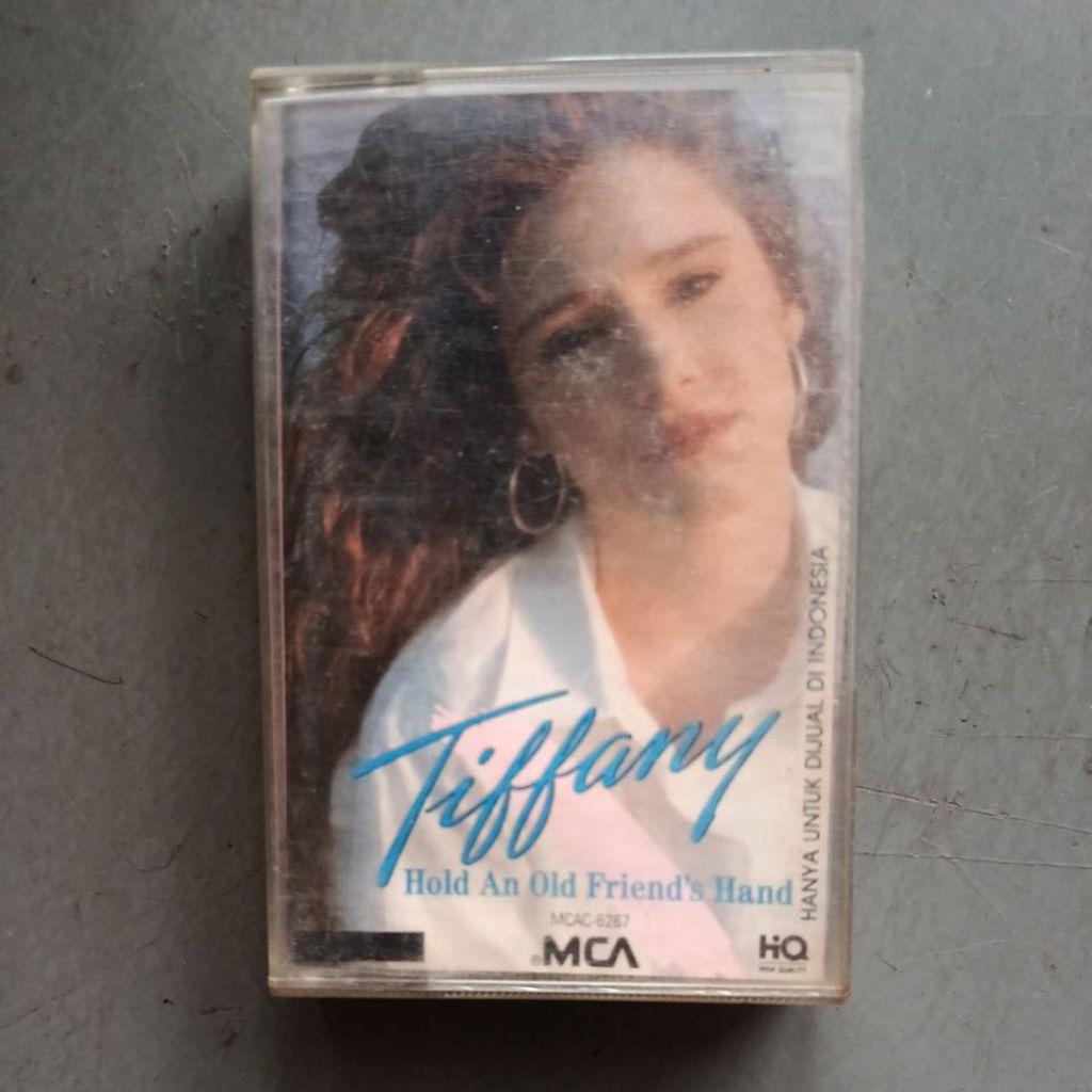 kaset lagu Tiffany Hold An Old Friend's Hand