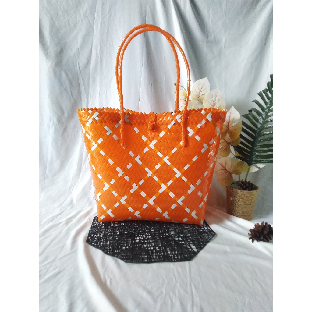 

Balika Glossy 34x17x34 Tas Hajatan Jumbo