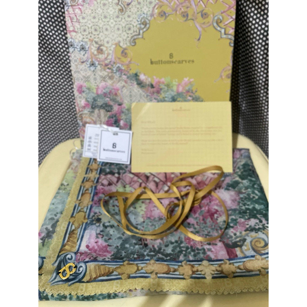 Buttonscarves original preloved Jilbab BS authentic Kerudung buttonscarves mewah