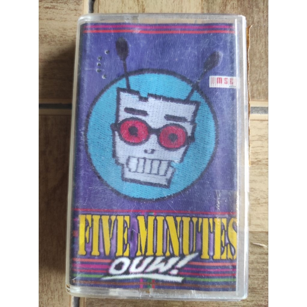 kaset pita FIVE MINUTES "ouw"