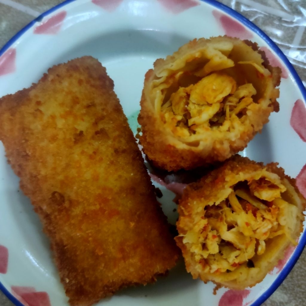 Risoles Ayam Pedas