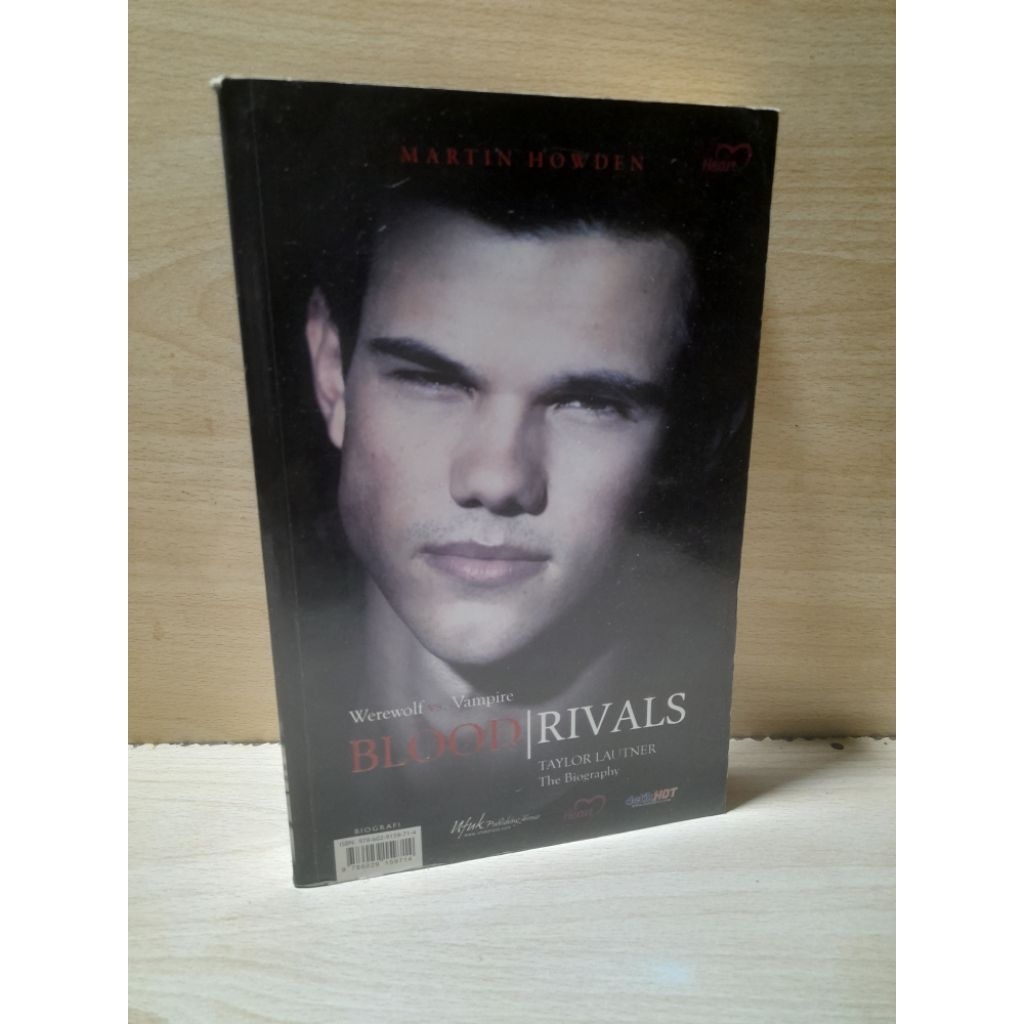 Novel Original " Vampire vs Werewolf BLOOD / RIVALS. Robert Pattinson