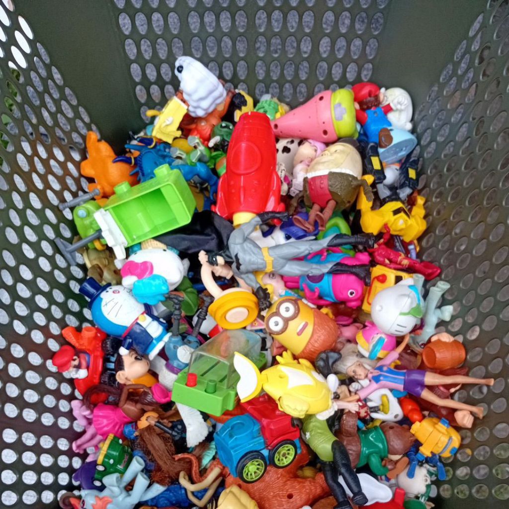 Mainan MCD, KFC, Hokben, Hewan Karet Kiloan Berat 1 Kg RANDOM (BACA DESKREPSI)