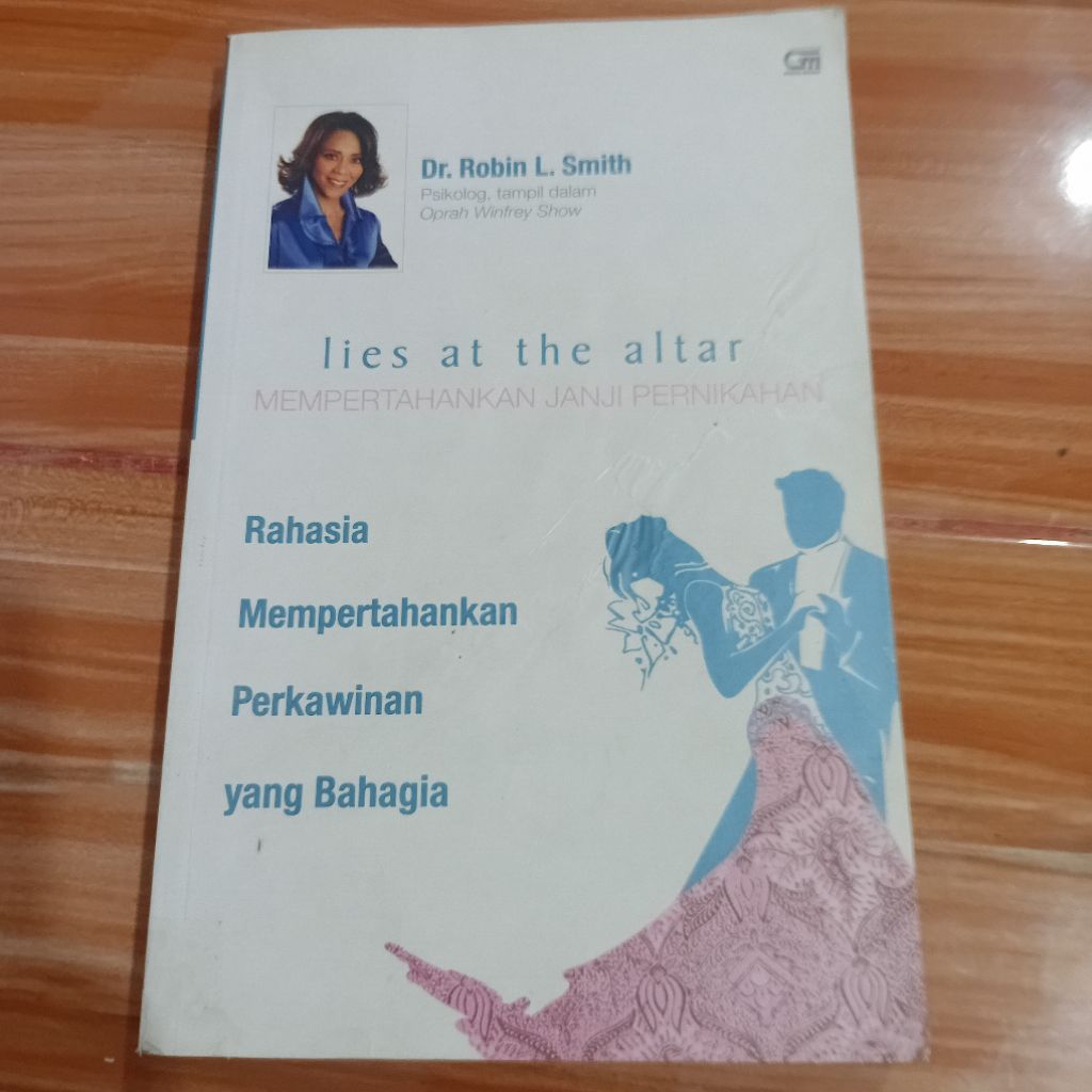 RAHASIA MEMPERTAHANKAN RUMAH PERKAWINAN YANG BAHAGIA