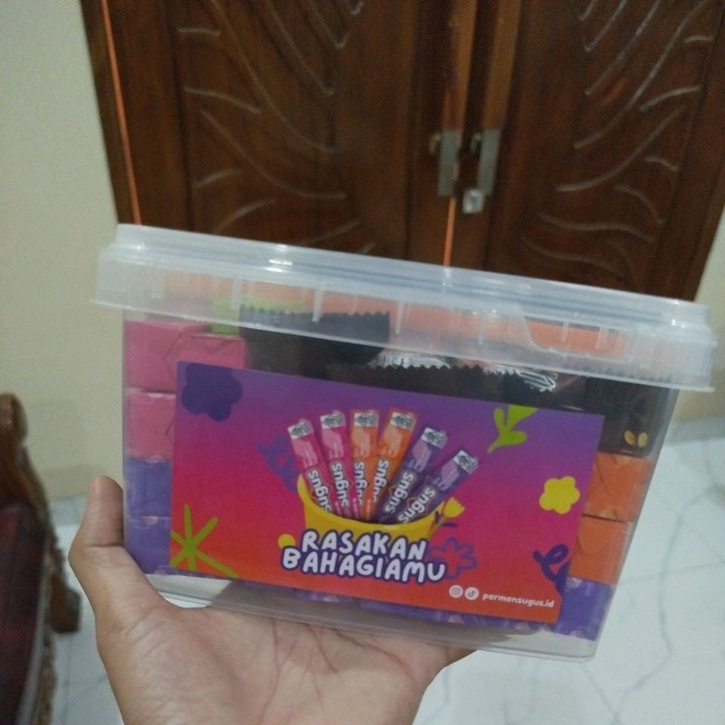 

Paket Sugus Snickers free kontainer