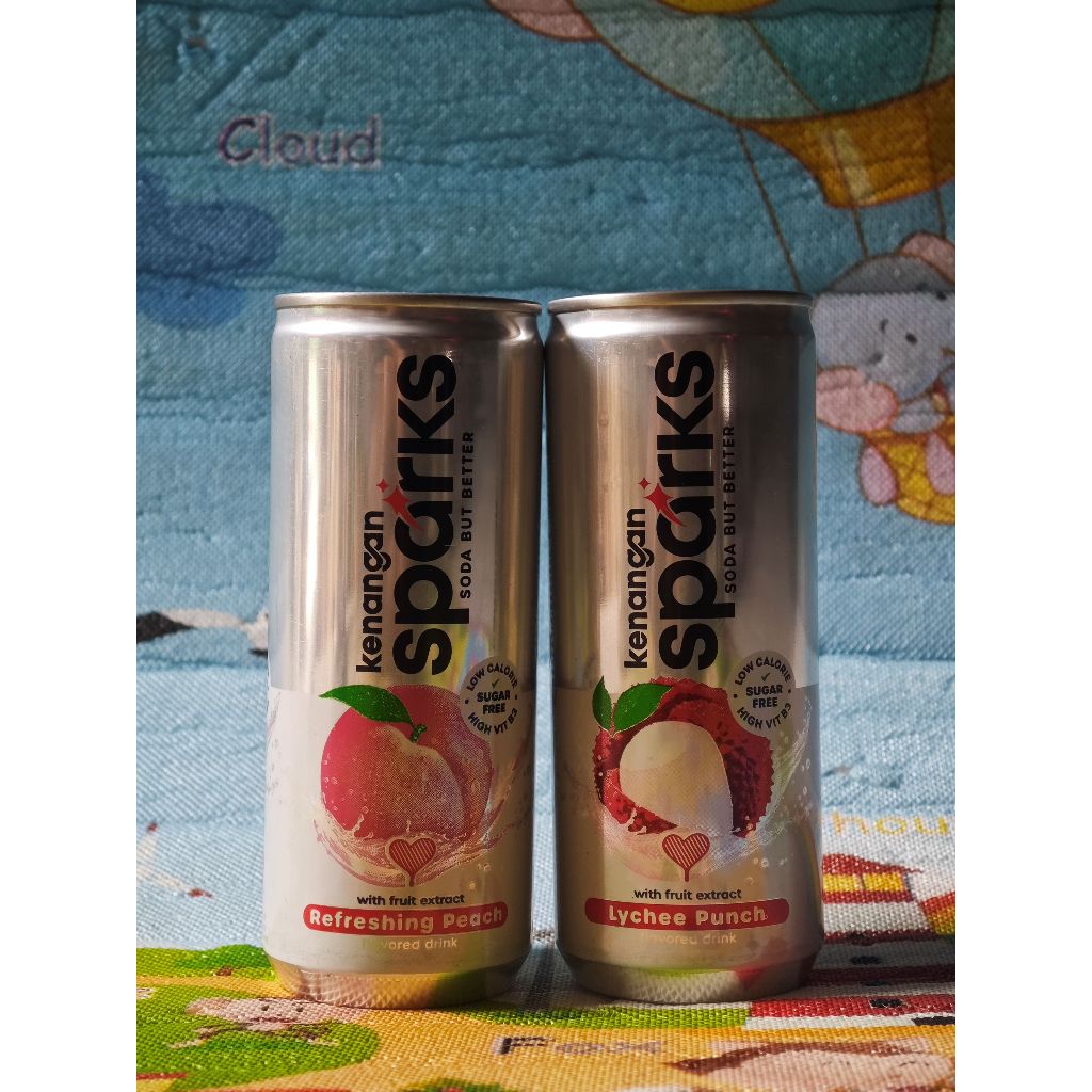 

Kenangan Sparks 250ml Minuman Berkarbonasi MInuman Soda Nikmat dan Menyegarkan