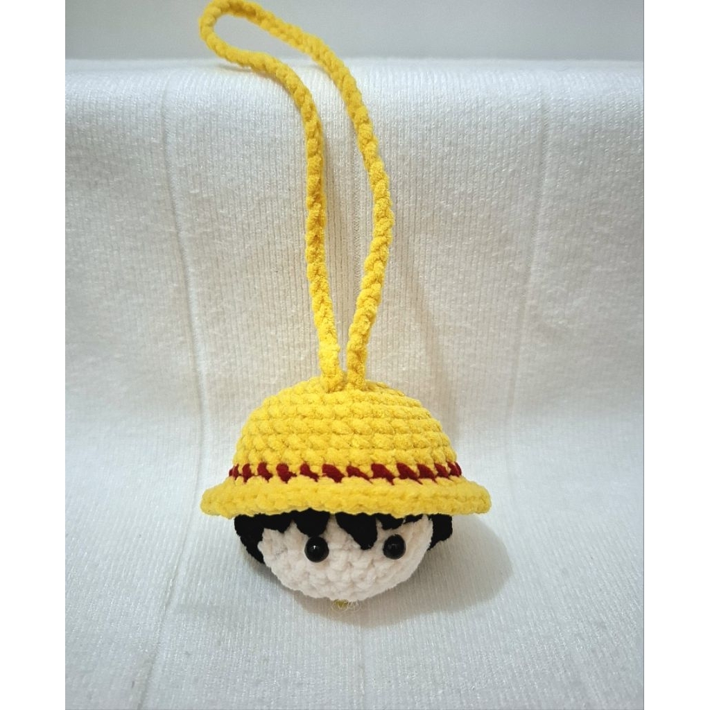 gantungan kunci rajut luffy, ganci rajut one piece, ganci amigurumi, mainan gantungan mobil one piec