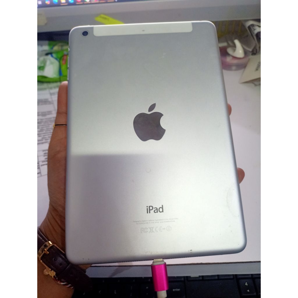 ipad mini 2 / 16gb celuler dan wifi milik sendiri pl preloved second