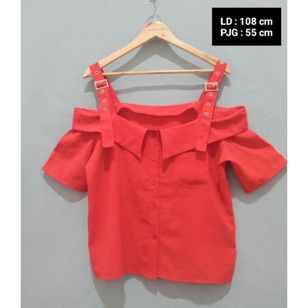 Sabrina Top Merah Gesper Preloved