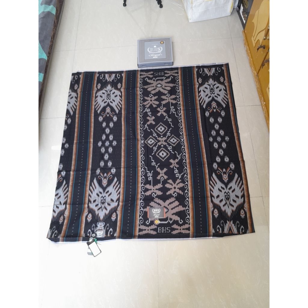 Sarung BHS ROYAL SILVER IDB-HITAM-Z17