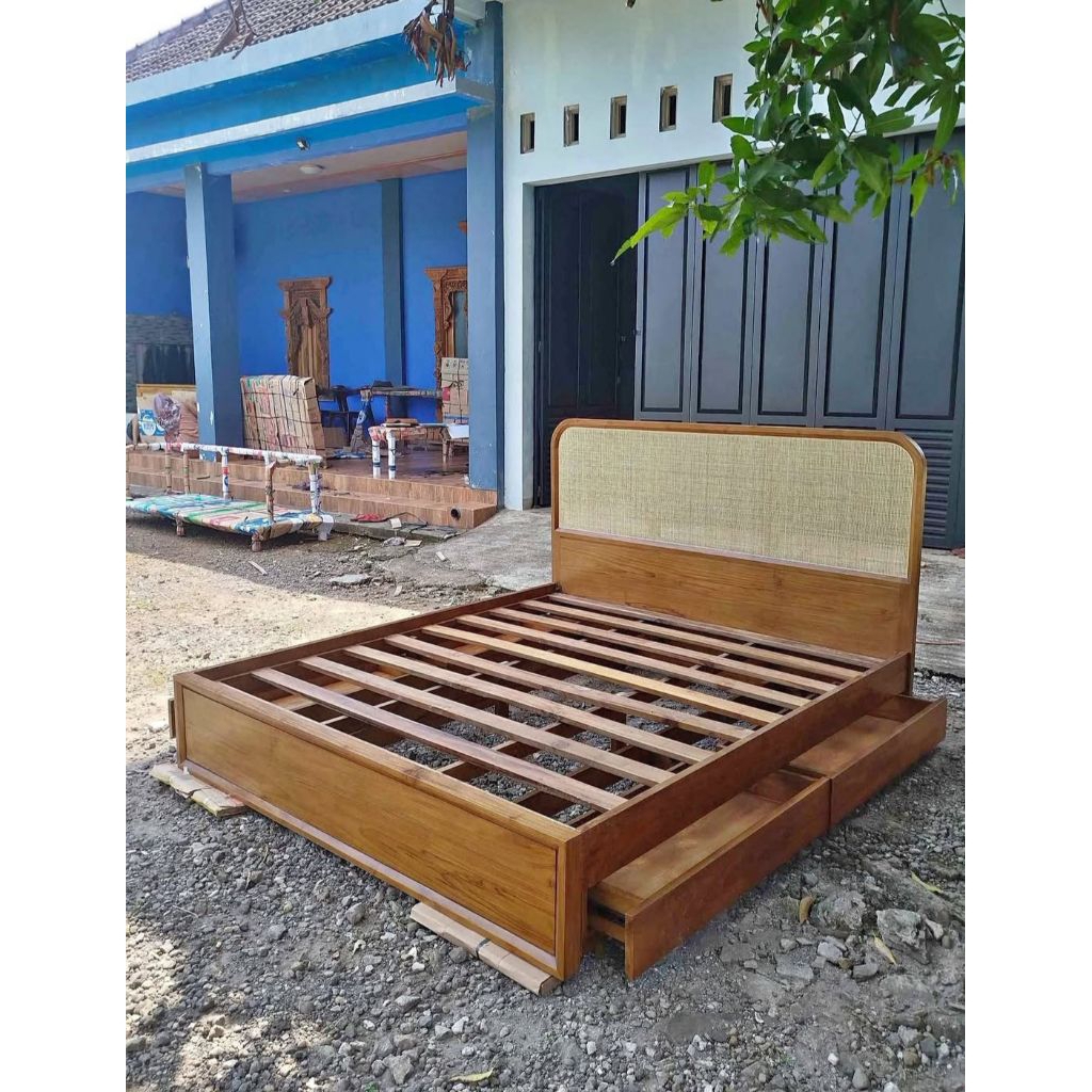 Dipan minimalis jati / rangka kasur / tempat tidur minimalis / dipan laci