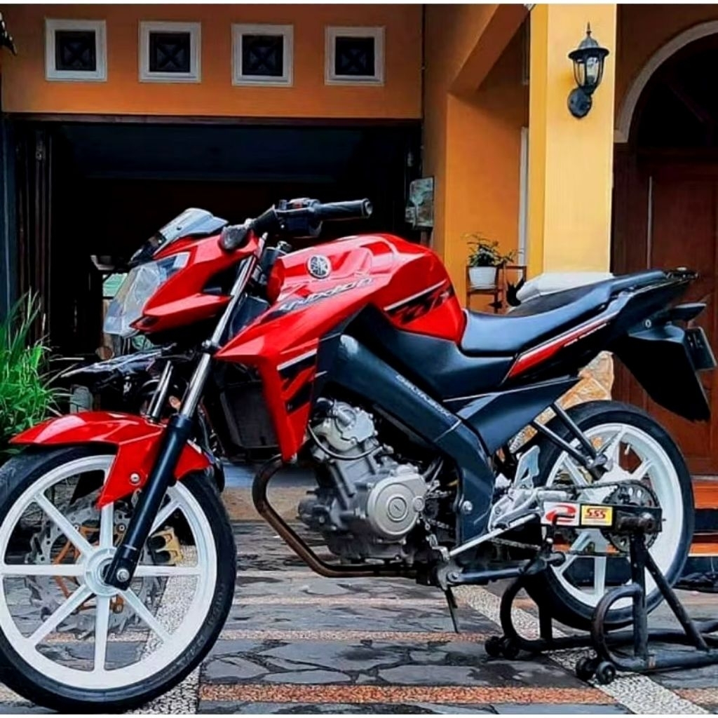 STRIPING LIS STICKER YAMAHA VIXION NVA 2017 MERAH STIKER NEW VIXION 2017 MERAH NVA