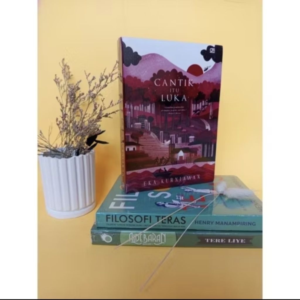 buku novel CANTIK ITU LUKA