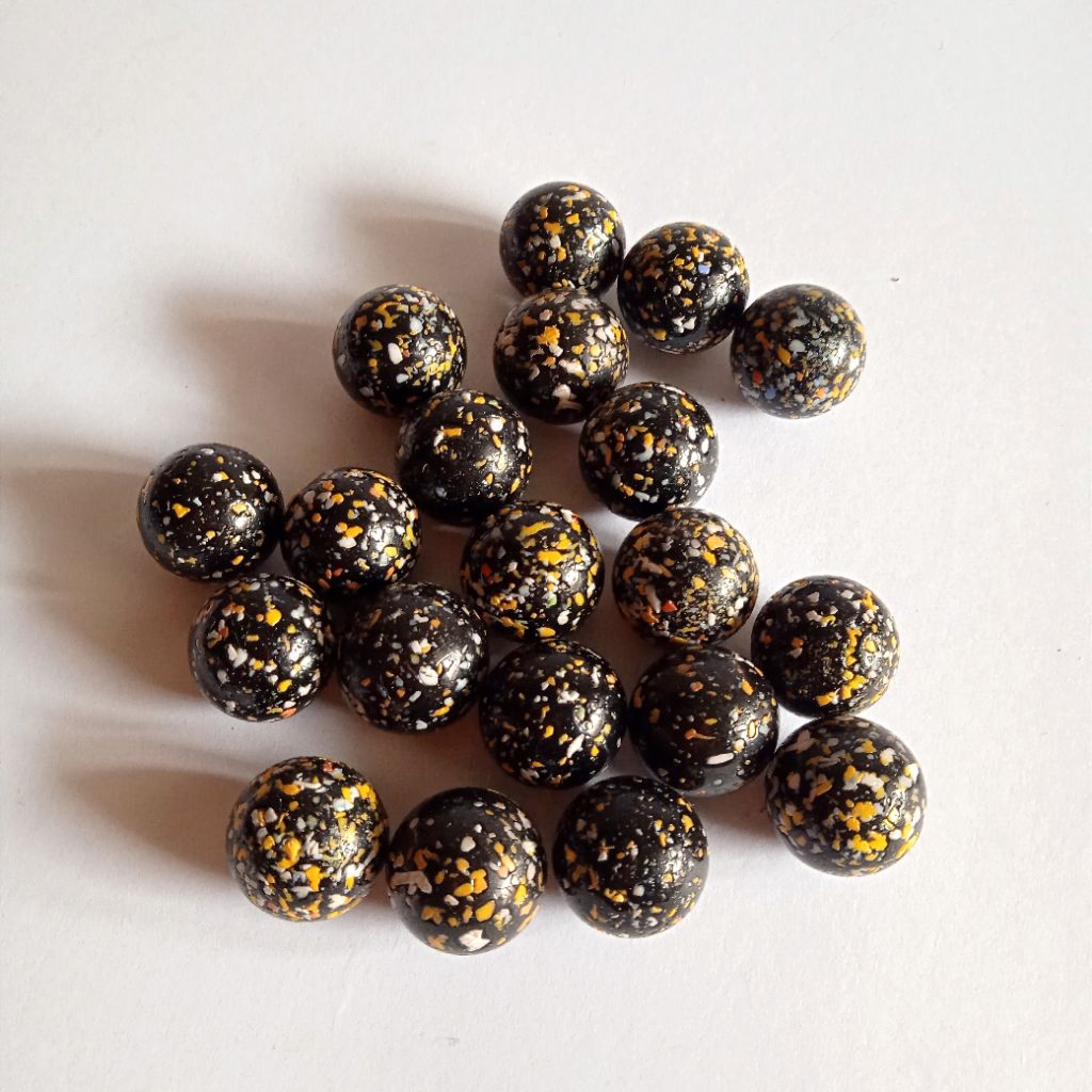 Kelereng Gundu 20 pcs Hitam Motif Destroyer Langka Diameter : 1,5 cm