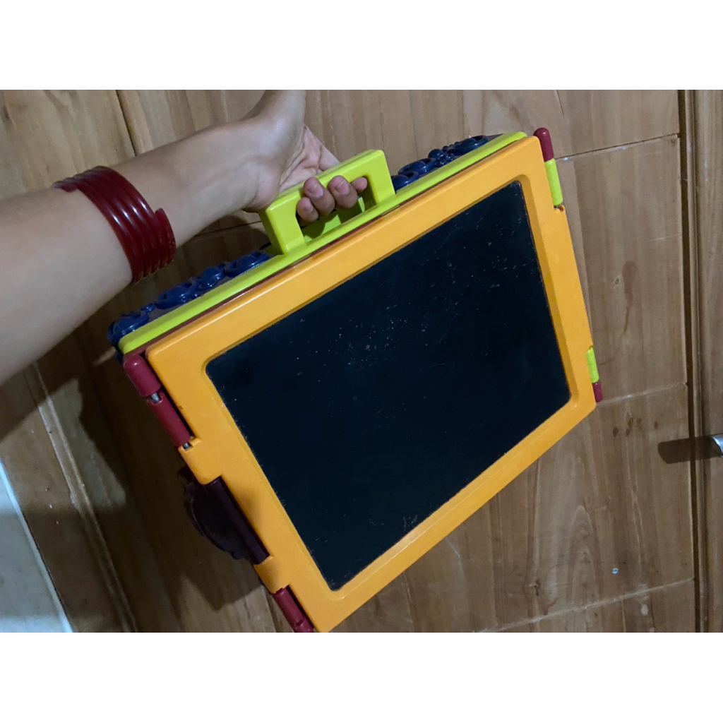 Preloved Papan Tulis 2in1