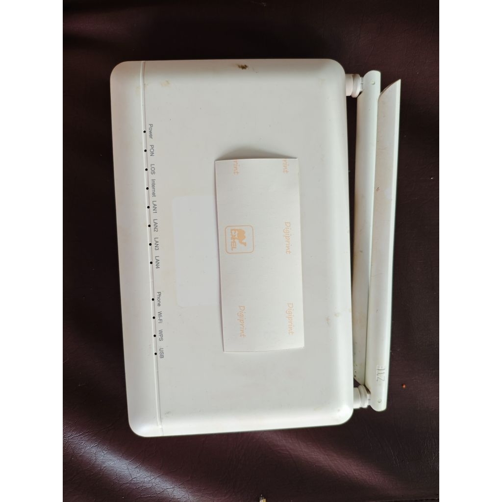 ONT ZTE F670L port Hijau