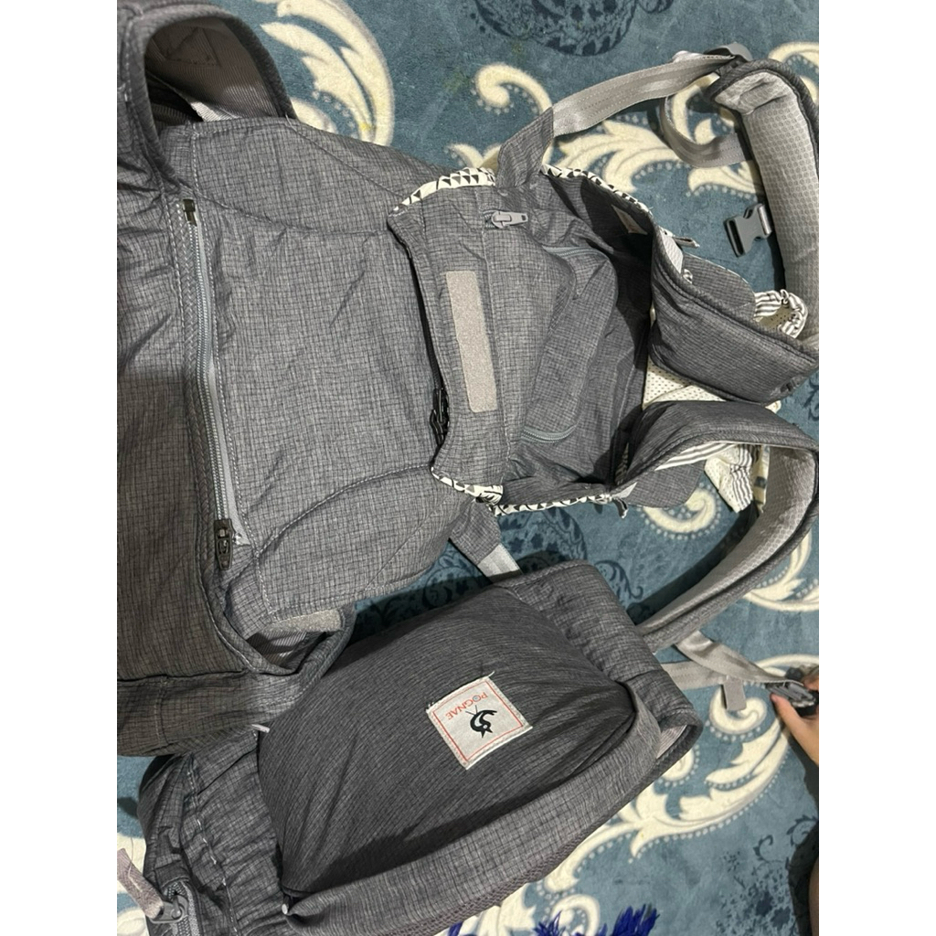 plove gendongan brand Pognae 5+ like new