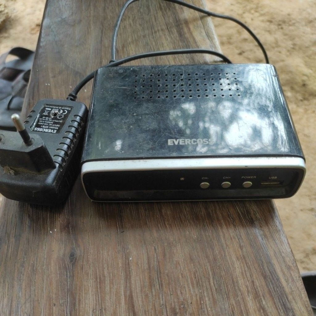 stb evercoss + remot