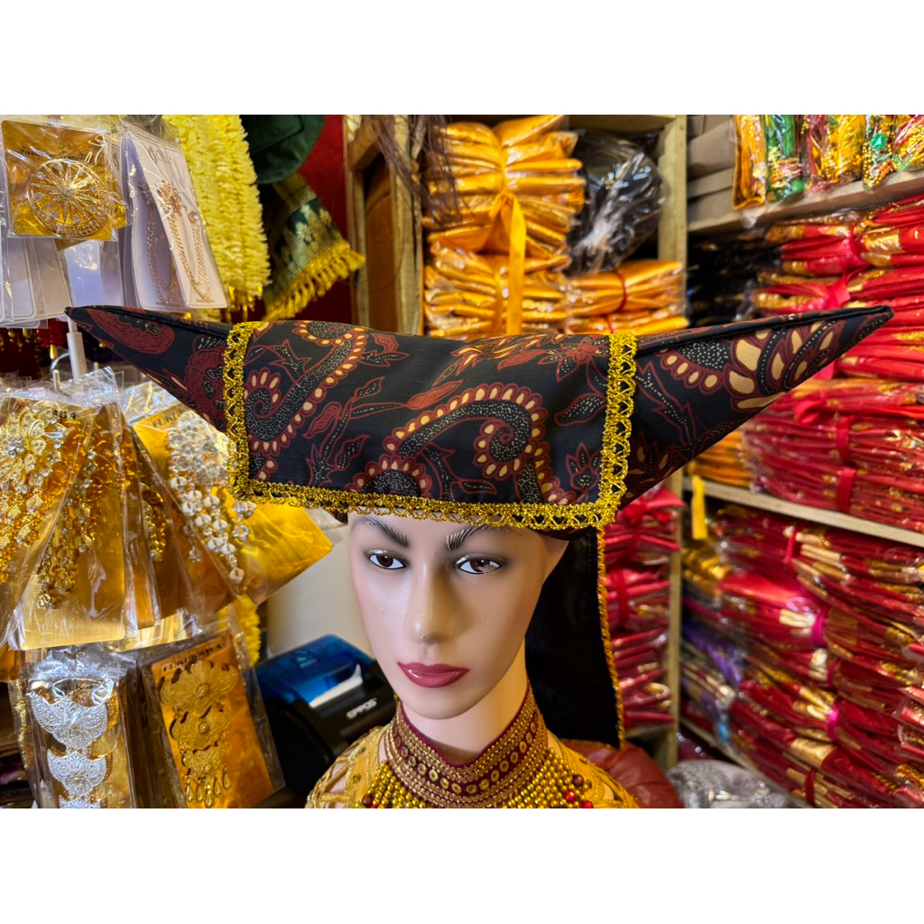 Tanduk Minang Batik / Tanduk Minang Tradisional / Topi Minang