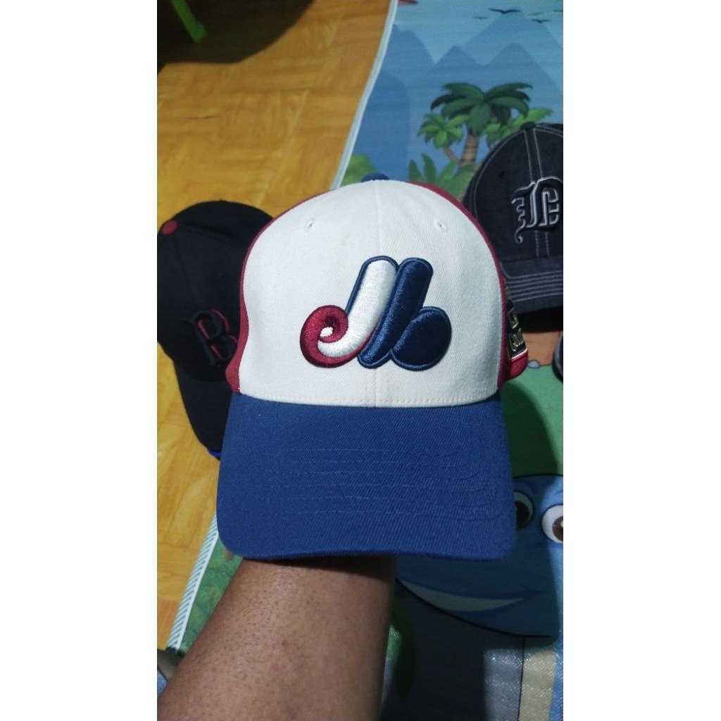 topi MLB original triple colour size S/XS