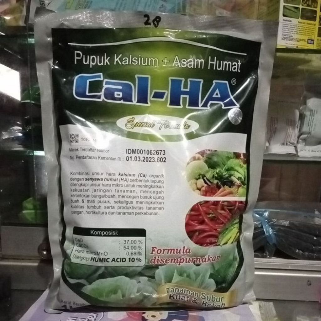 Cal-Ha pupuk kalsium + asam Humat