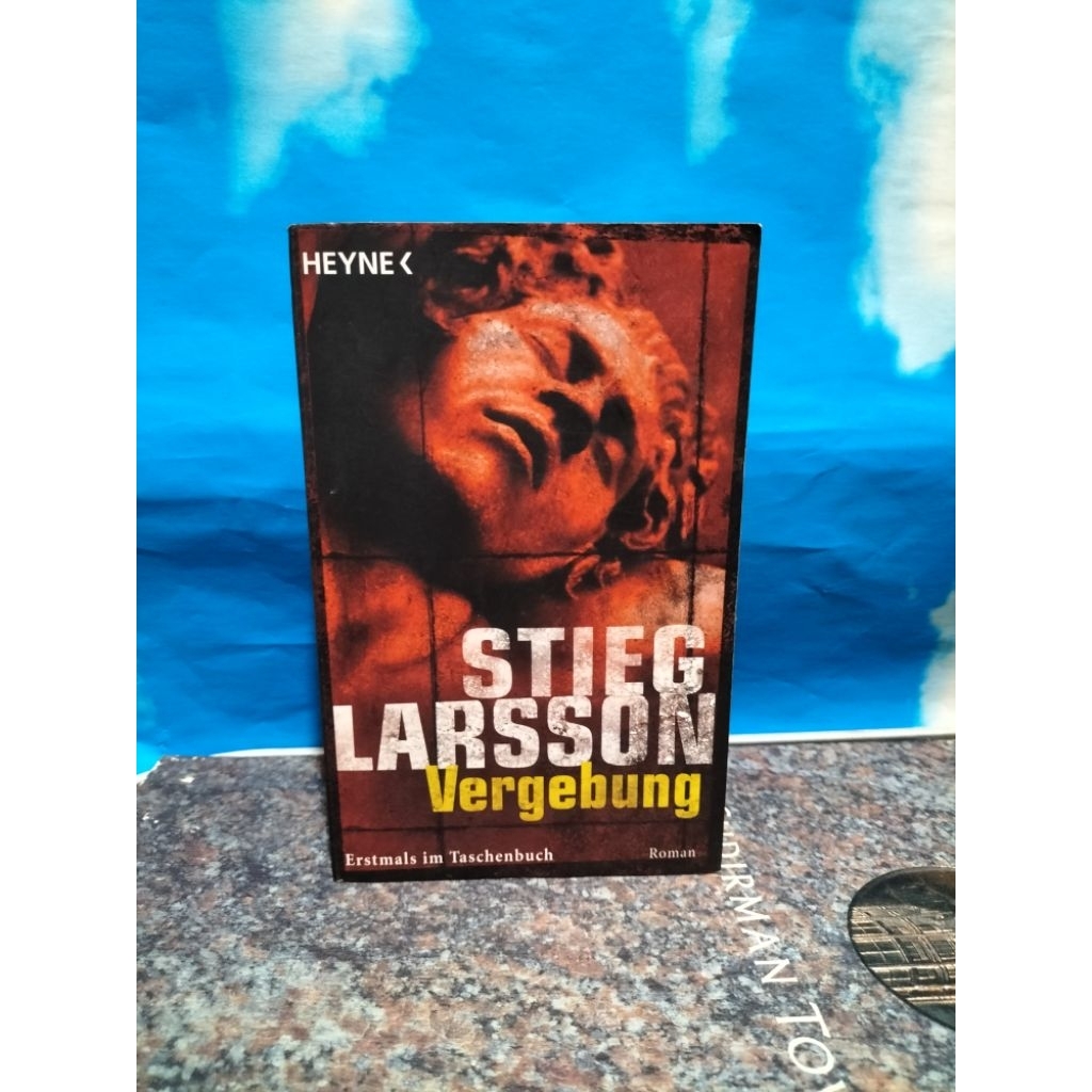 BUKU BEKAS STIEG LARSSON VERGEBUNG ROMAN