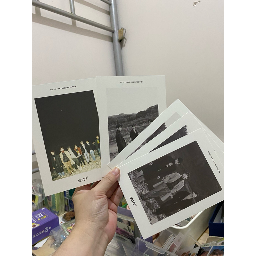

GOT7 Group + Unit Official Postcard Set (DAPAT 5PCS)
