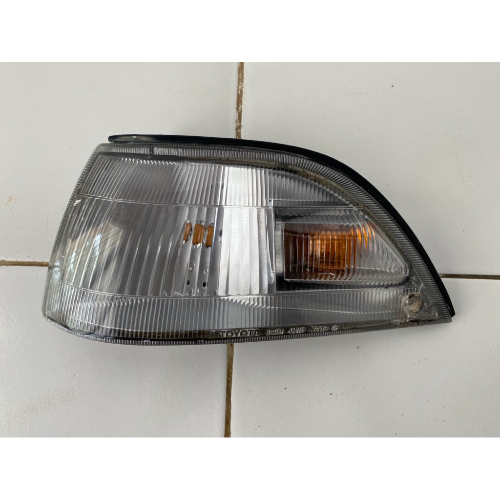 Sein Lampu Sein Riting Toyota Corolla Twincam 88-91 Bagian Kiri Original Second