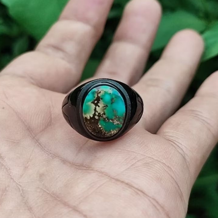cincin batu virus persia
