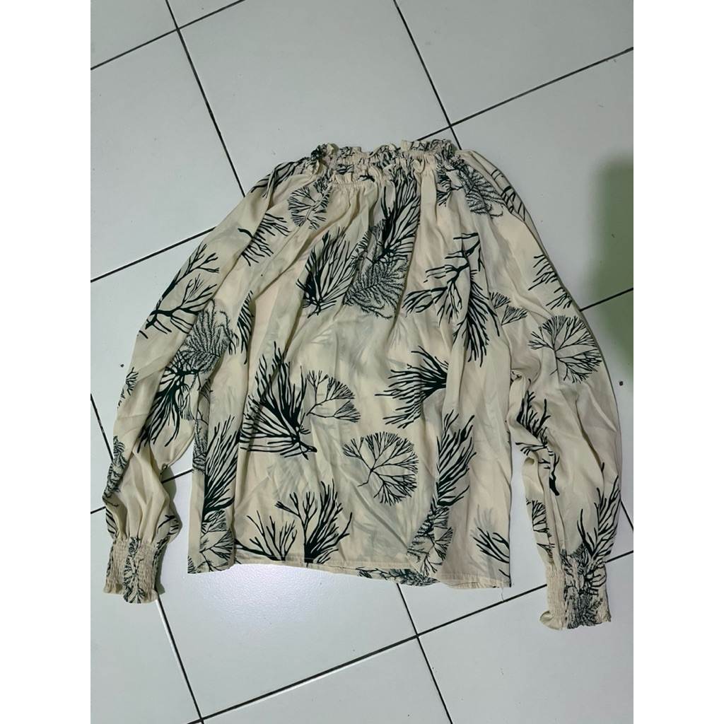 Preloved Avenue Blouse
