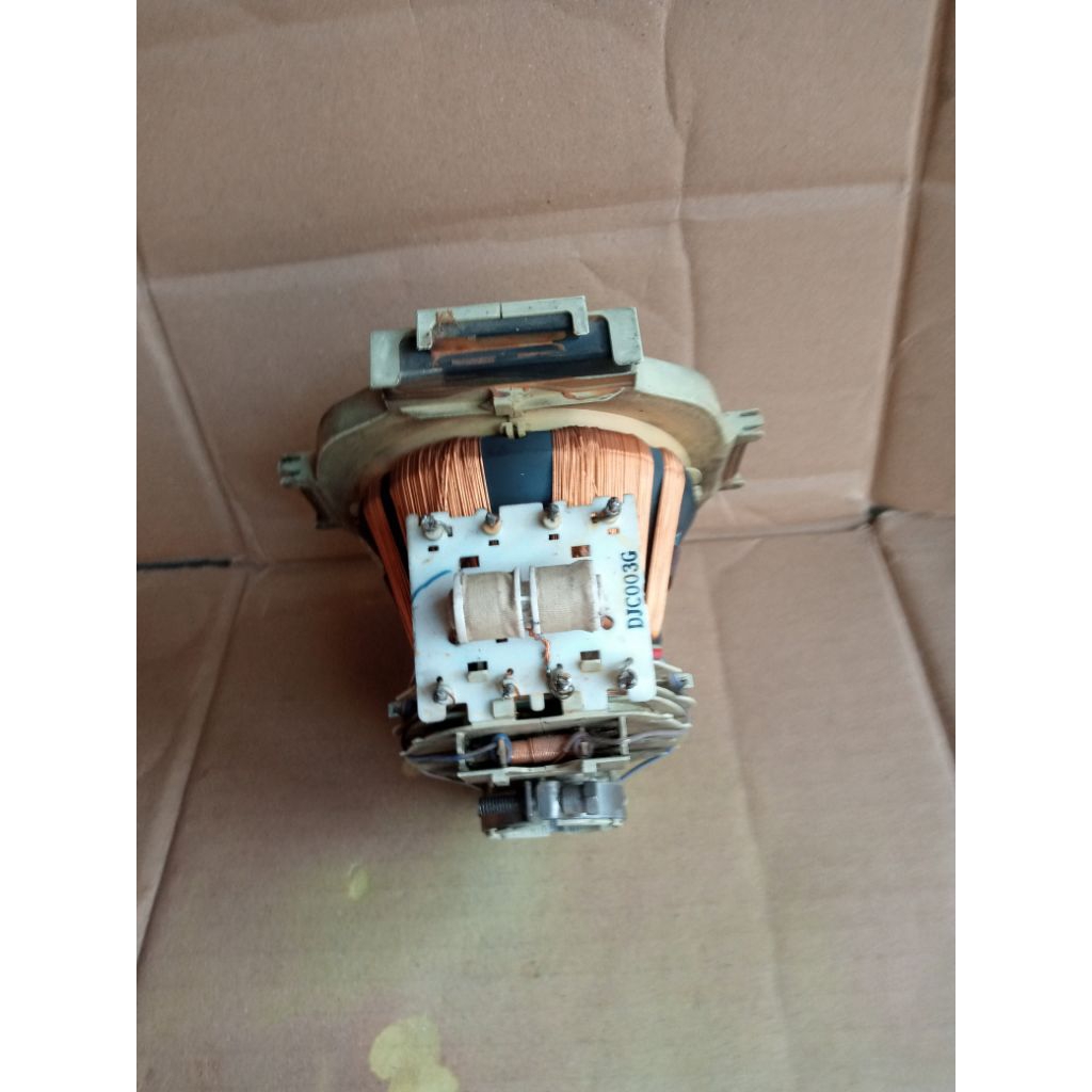 Yoke konde defleksi TV tabung