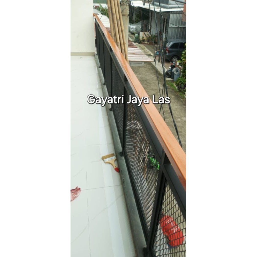 Railing tangga expanda pesanan bapak Haris lokasi manggarai