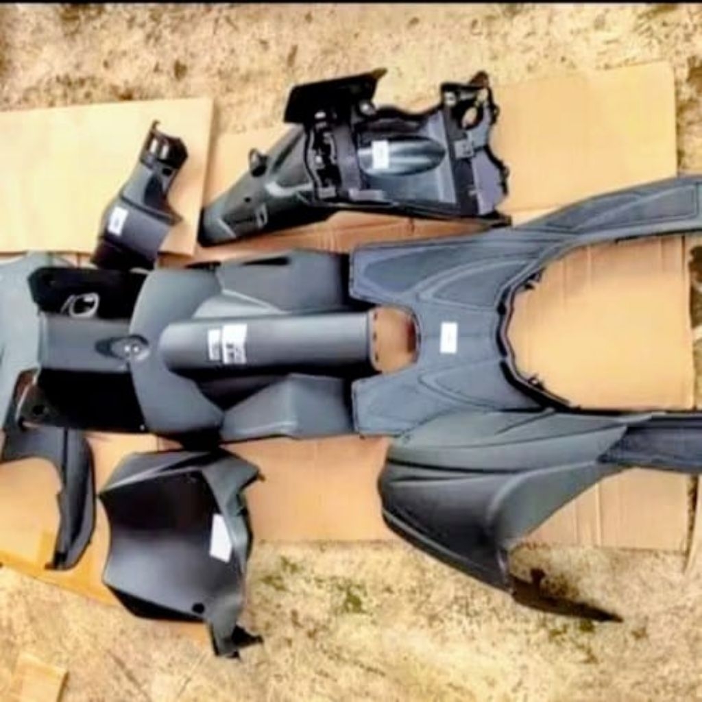 cover full set body kasar beat karbu, full kasar Honda beat karbu, body bagian kasar full set