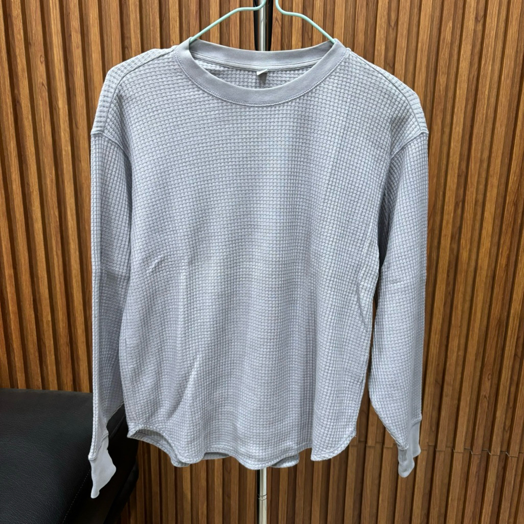 UNIQLO Waffle Crew Neck Long Sleeve Size S