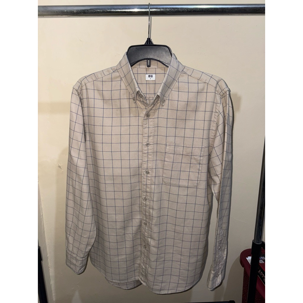 Kemeja Flanel Uniqlo Cream Blue (Preloved)